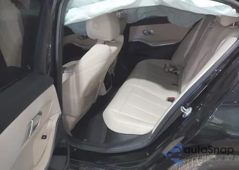 2021 BMW 330I z USA, uszkodzony, nr VIN 3MW5R1J02M8B99111